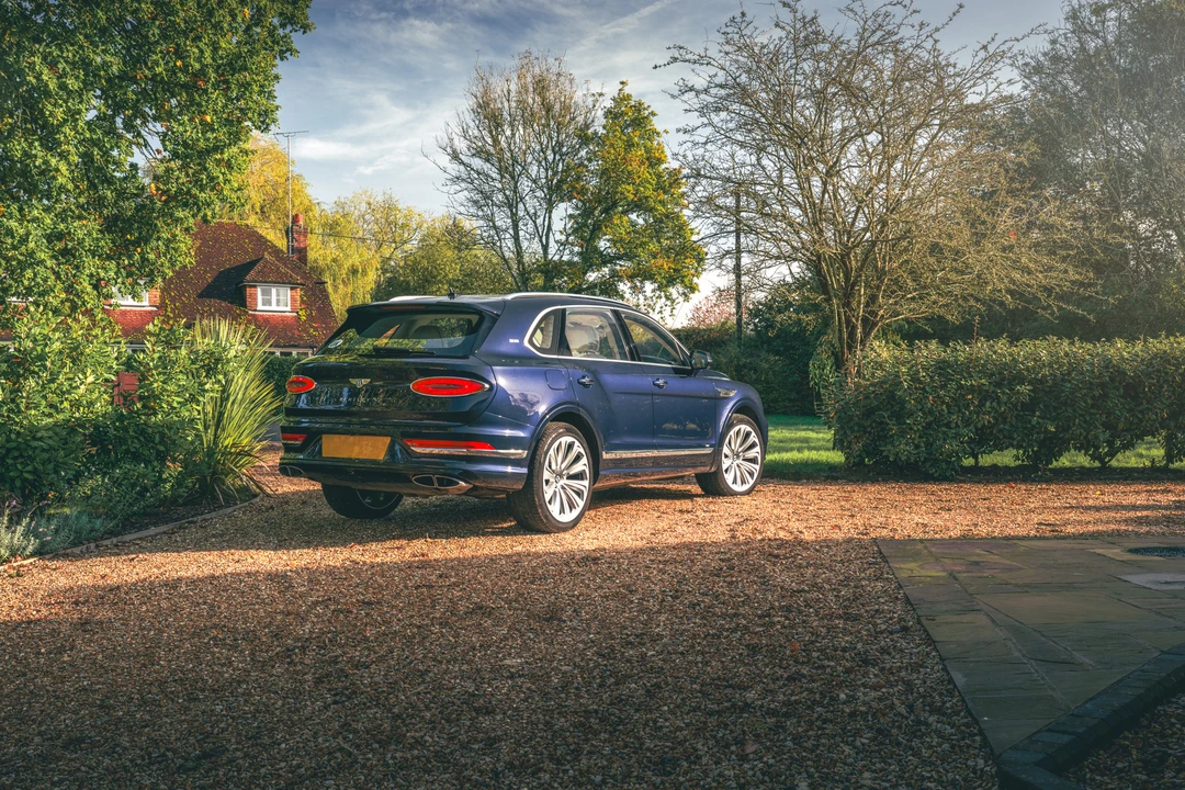 2021 Bentley Bentayga - Image 12 of 31