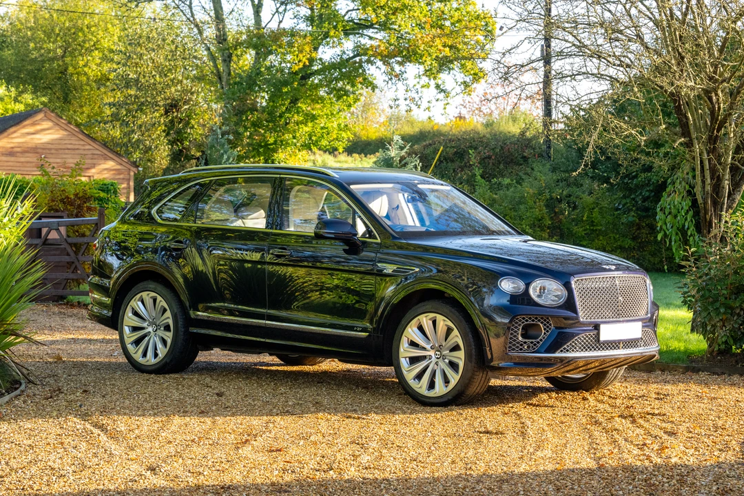 2021 Bentley Bentayga - Image 3 of 31