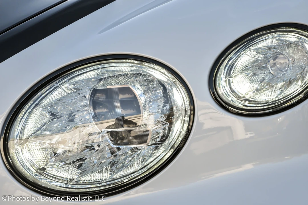 2021 Bentley Bentayga - Image 12 of 21