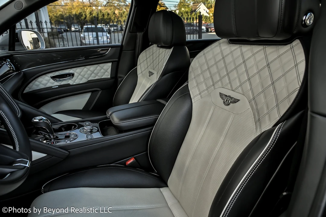 2021 Bentley Bentayga - Image 2 of 21