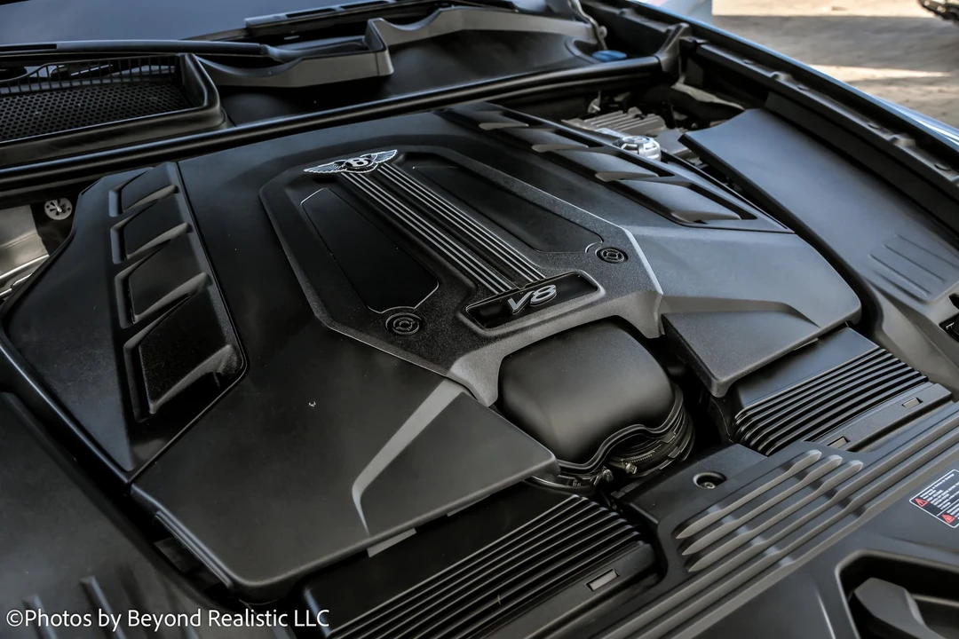 2021 Bentley Bentayga - Image 18 of 21