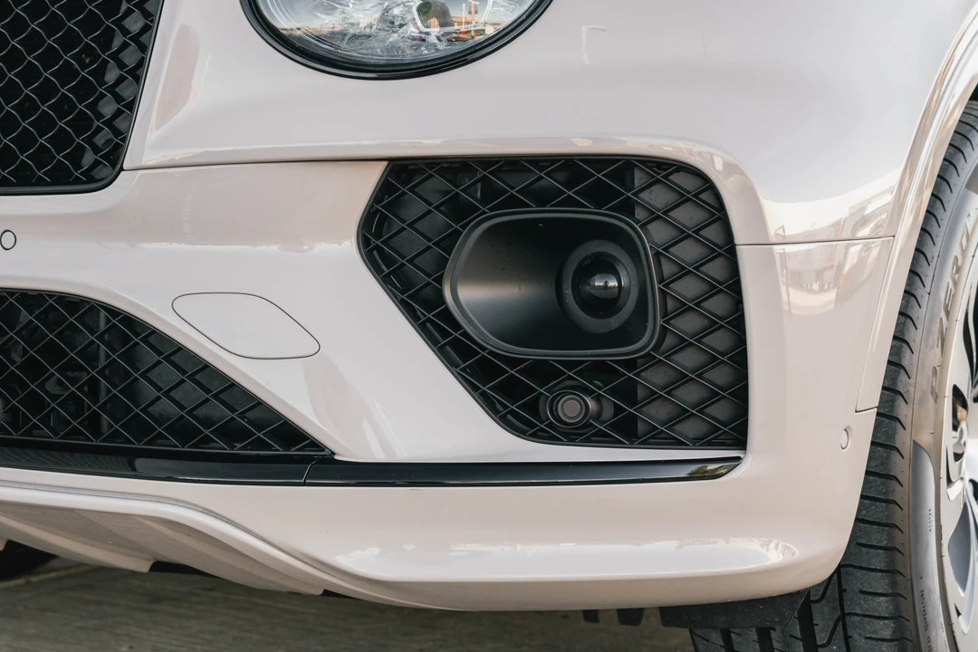 2021 Bentley Bentayga - Image 23 of 31