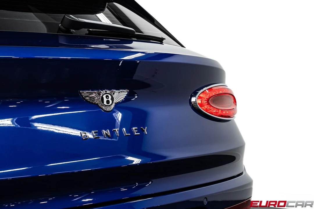 2021 Bentley Bentayga Mulliner - Image 18 of 31