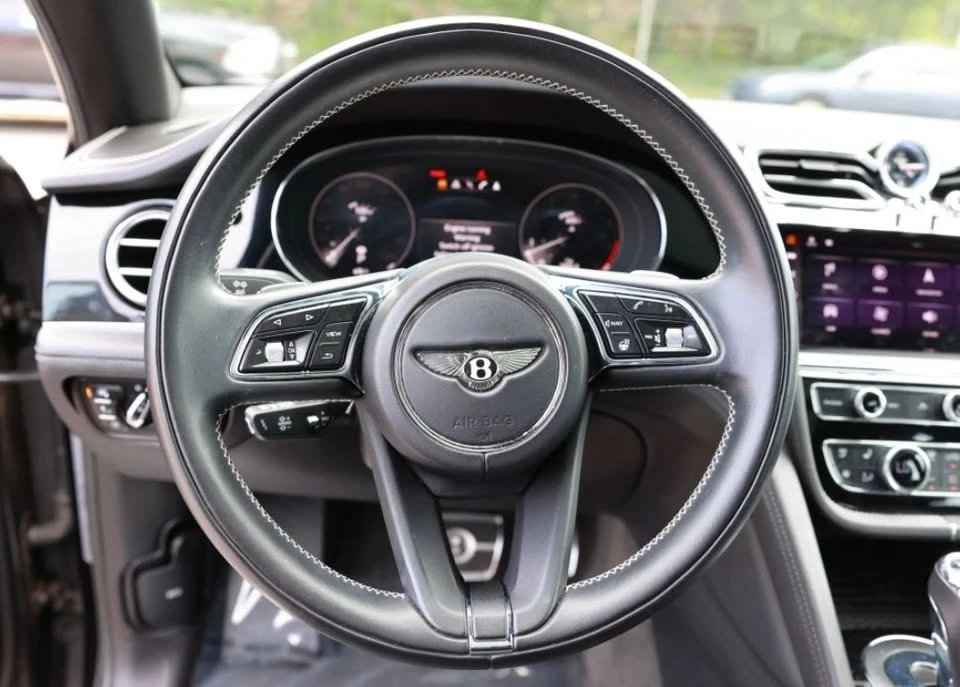 2021 Bentley Bentayga - Image 14 of 16
