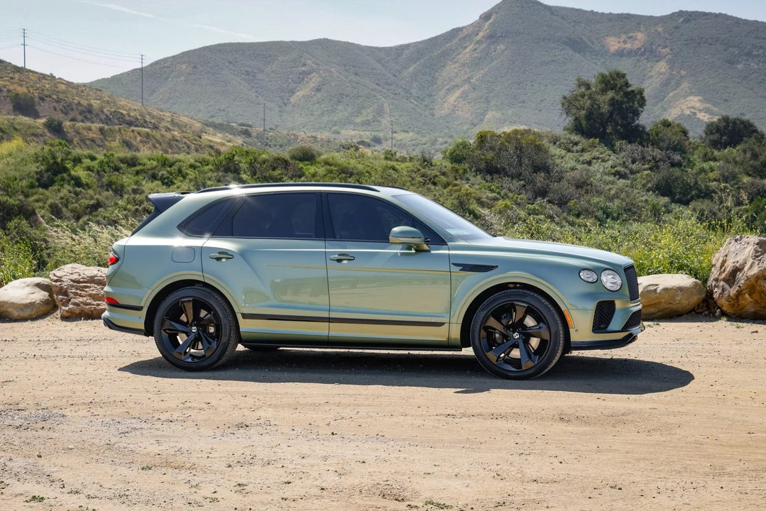 2021 Bentley Bentayga - Image 8 of 31