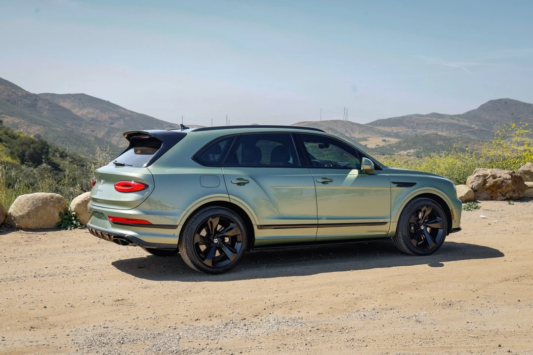 2021 Bentley Bentayga - Image 10 of 31