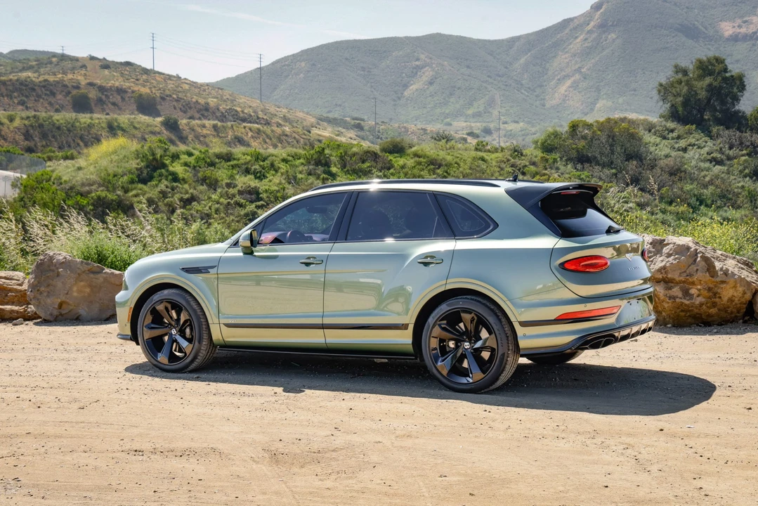2021 Bentley Bentayga - Image 16 of 31