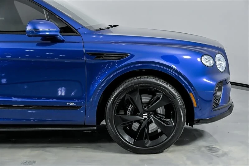 2021 Bentley Bentayga - Image 15 of 21
