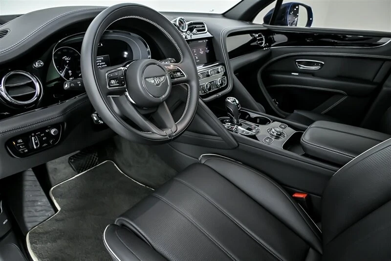2021 Bentley Bentayga - Image 19 of 21