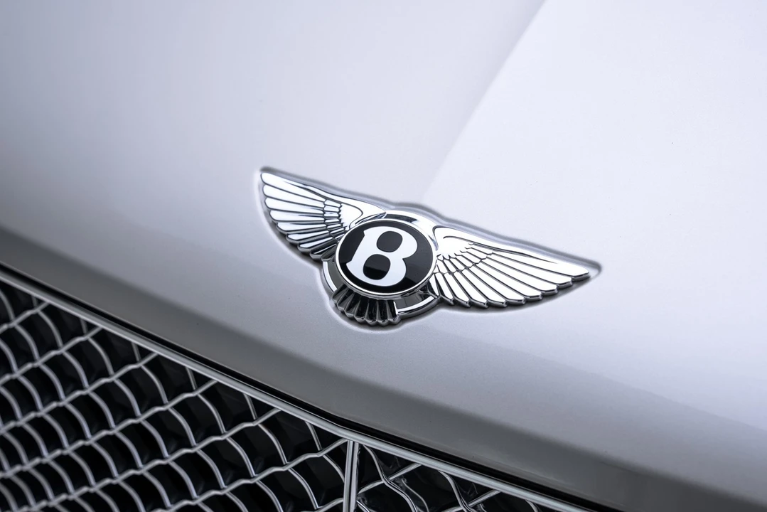 2021 Bentley Bentayga - Image 12 of 21