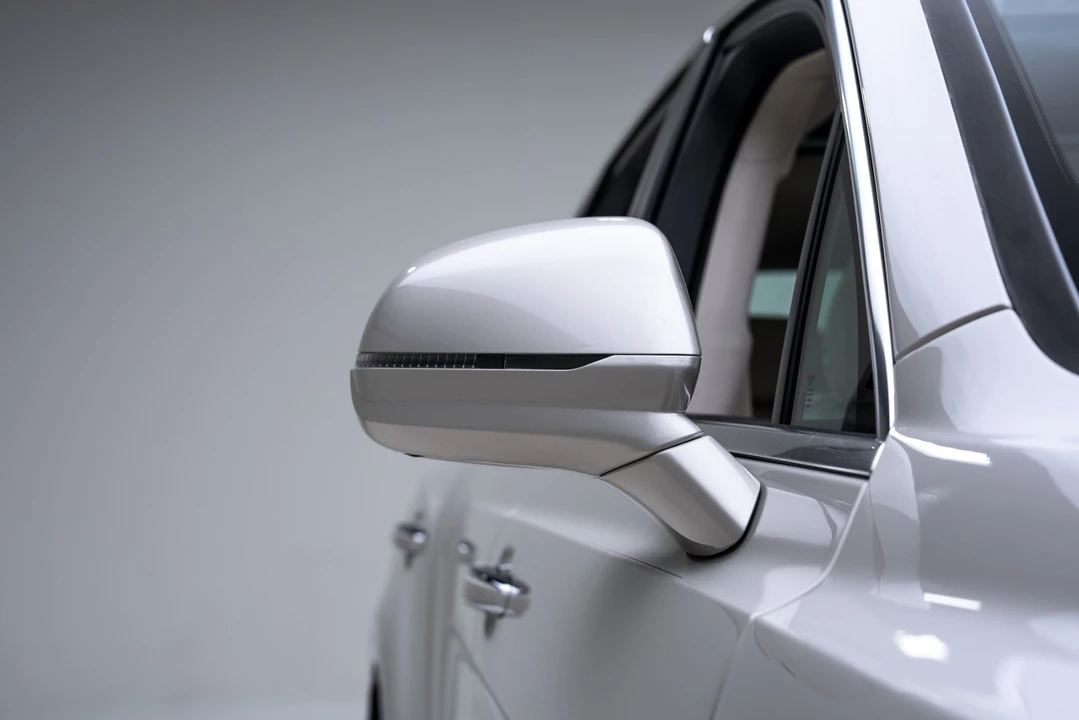 2021 Bentley Bentayga - Image 14 of 21