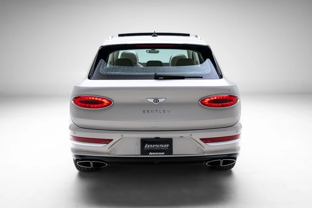 2021 Bentley Bentayga - Image 6 of 21