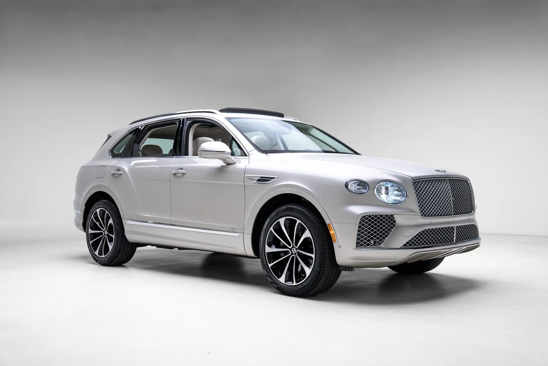 2021 Bentley Bentayga - Image 9 of 21
