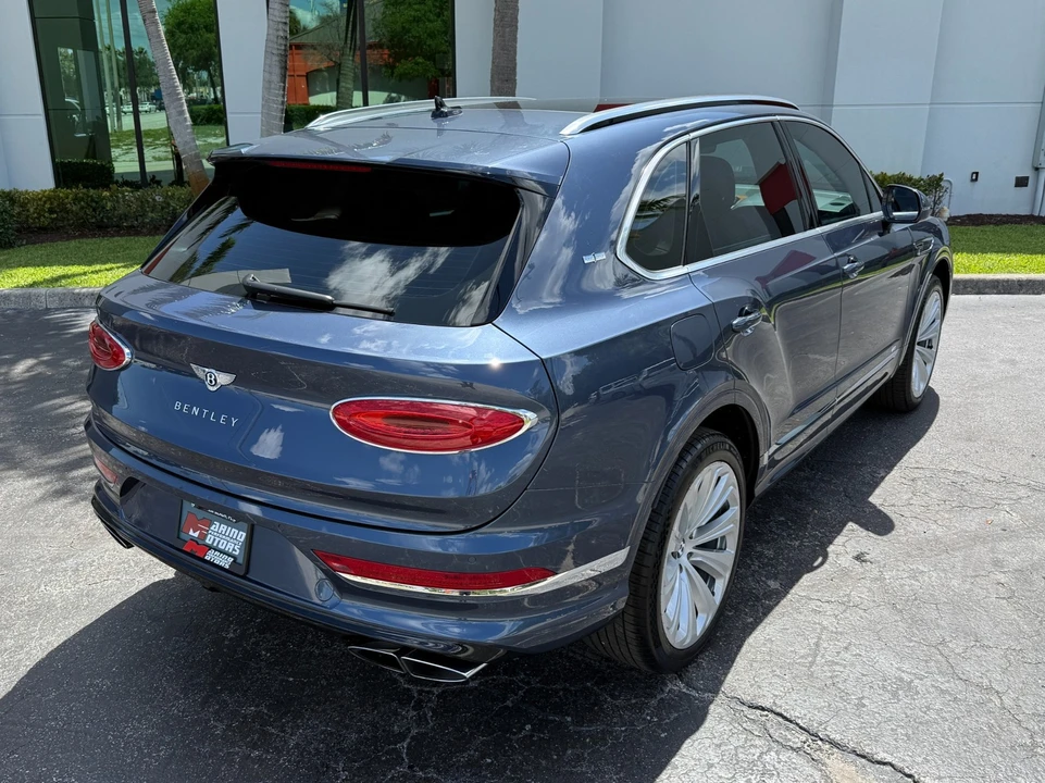 2021 Bentley Bentayga - Image 21 of 31