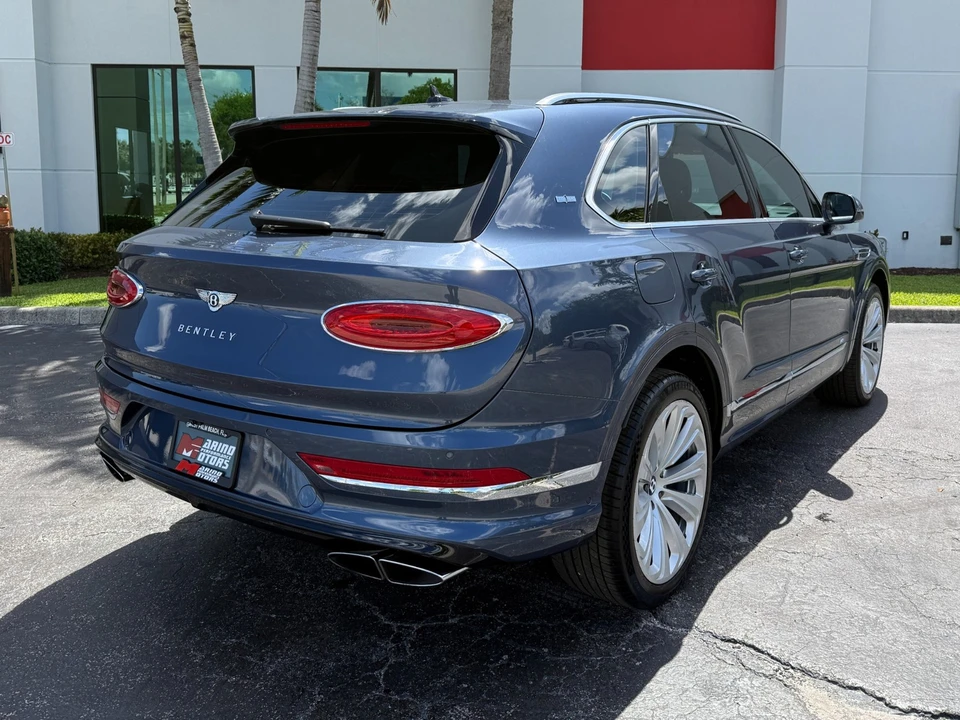 2021 Bentley Bentayga - Image 19 of 31