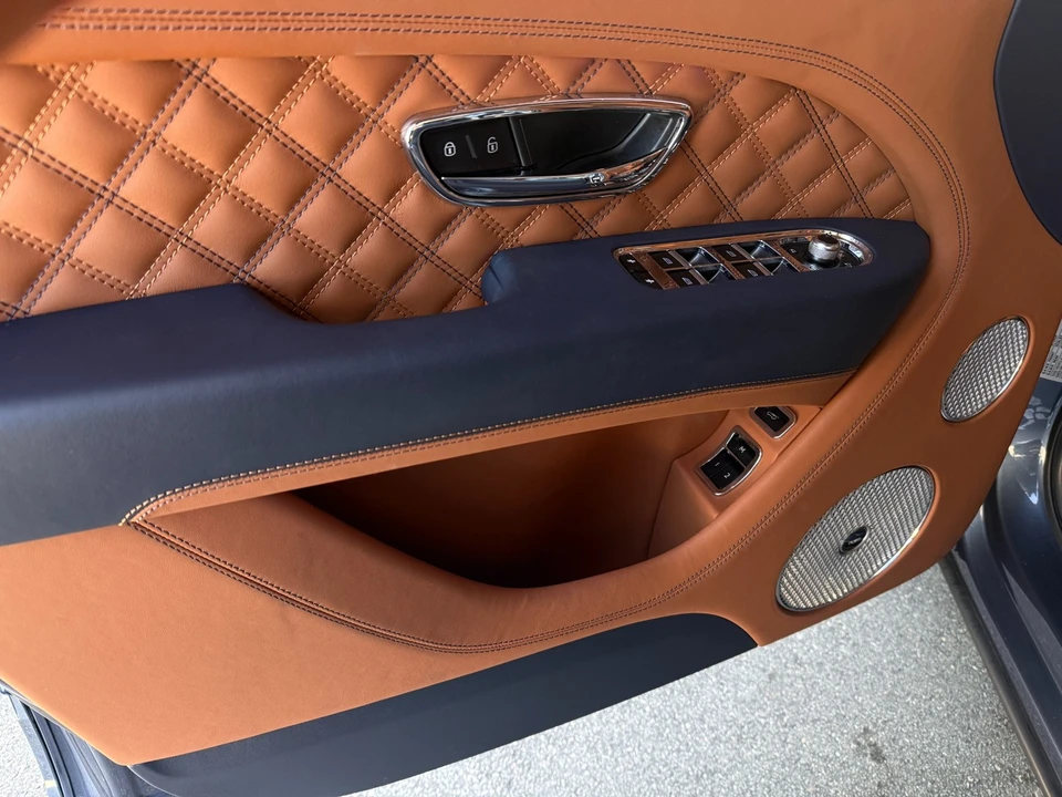 2021 Bentley Bentayga - Image 31 of 31
