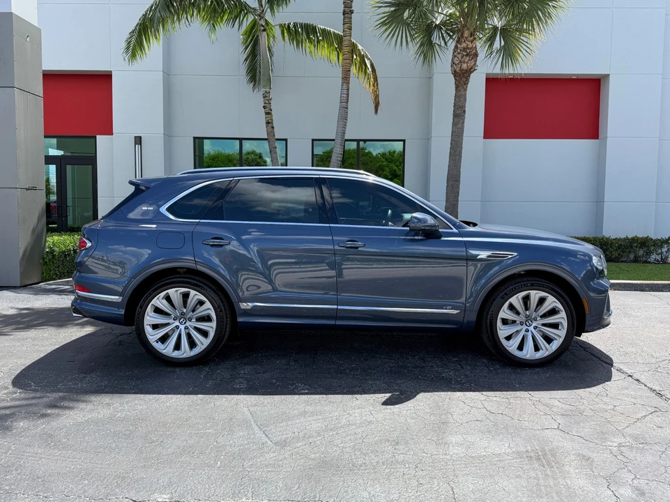 2021 Bentley Bentayga - Image 3 of 31