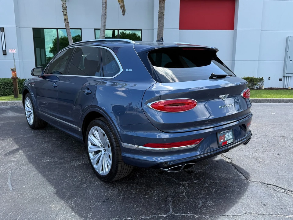 2021 Bentley Bentayga - Image 22 of 31