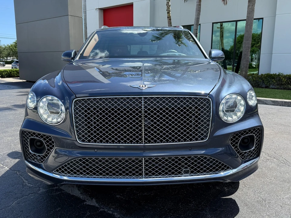 2021 Bentley Bentayga - Image 9 of 31