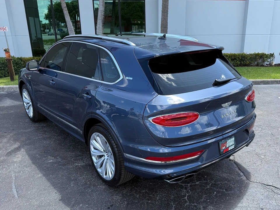 2021 Bentley Bentayga - Image 23 of 31