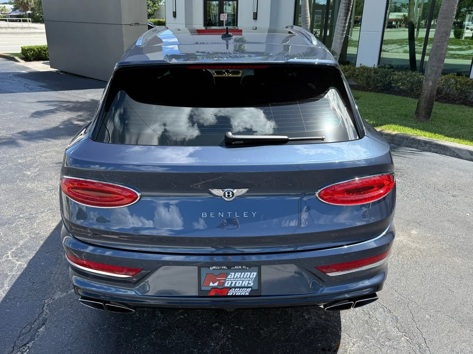 2021 Bentley Bentayga - Image 18 of 31