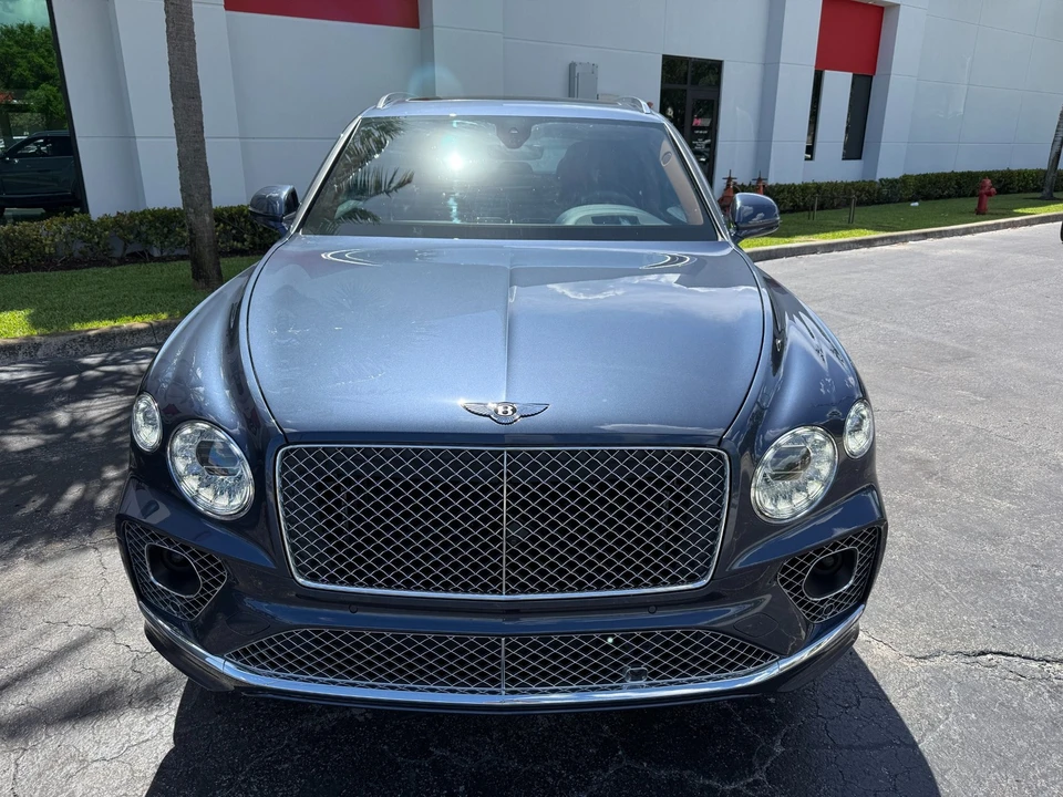 2021 Bentley Bentayga - Image 12 of 31