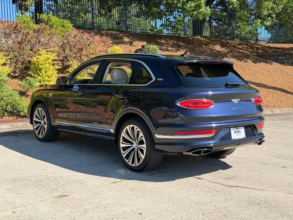 2021 Bentley Bentayga - Image 5 of 31