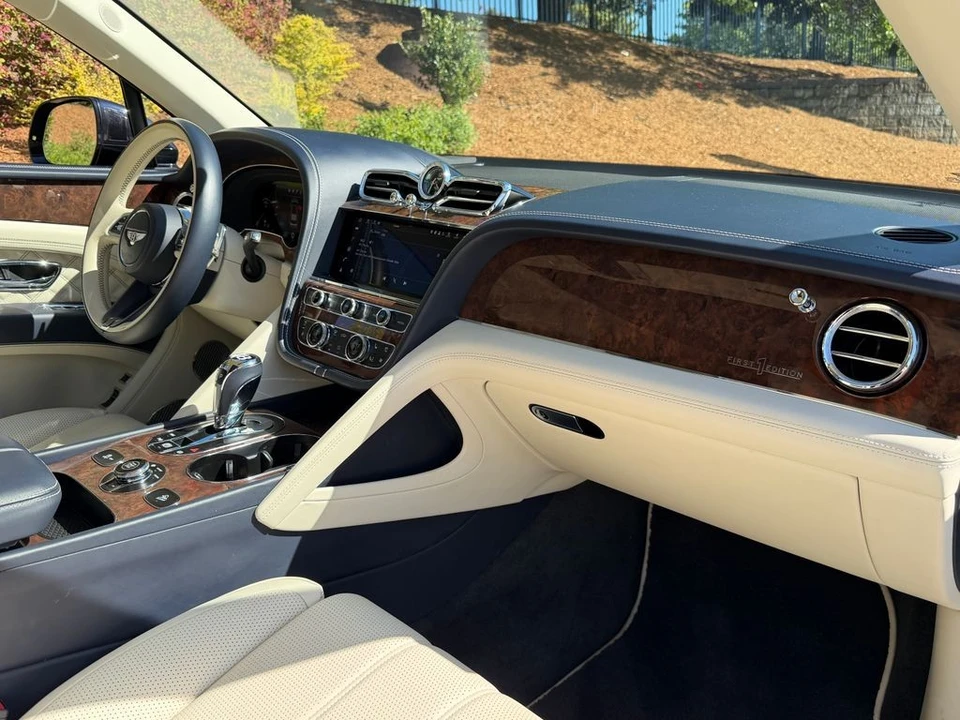 2021 Bentley Bentayga - Image 3 of 31