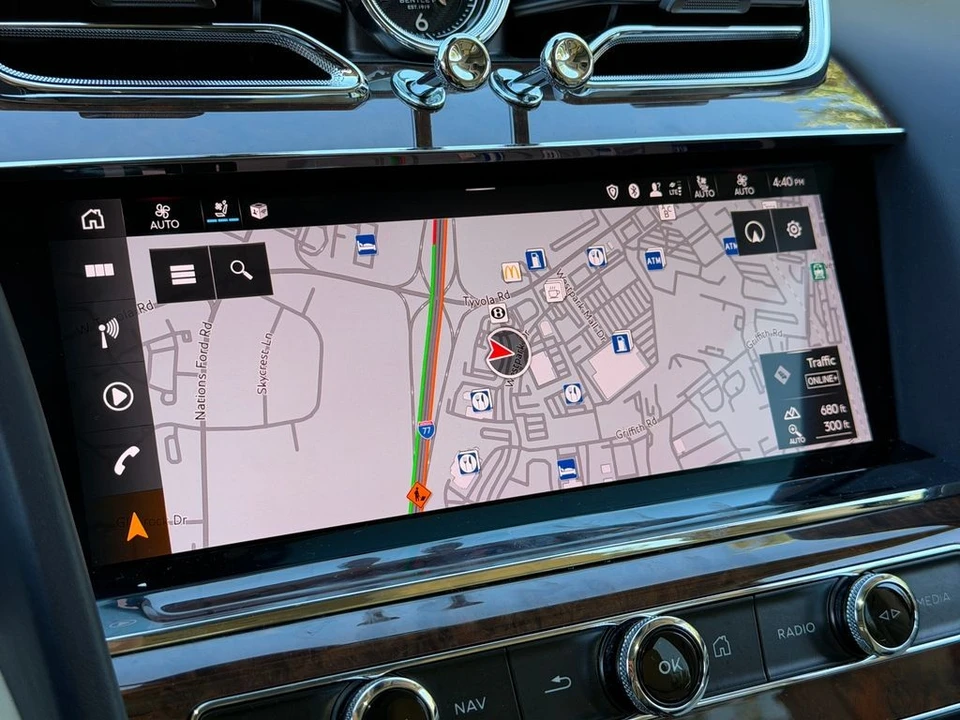 2021 Bentley Bentayga - Image 26 of 31