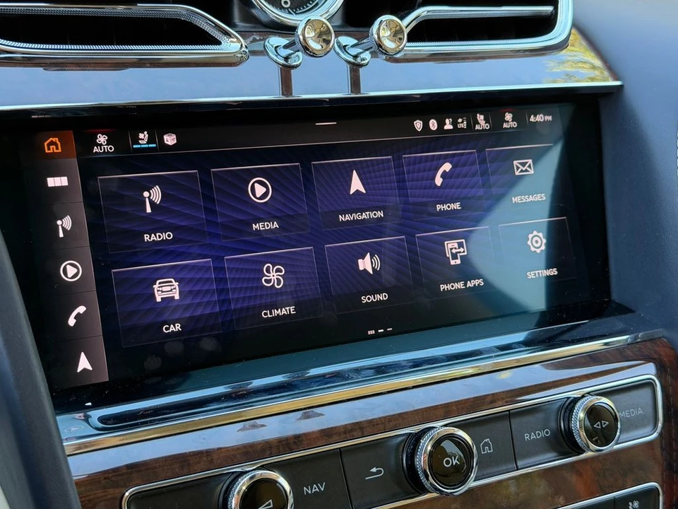 2021 Bentley Bentayga - Image 27 of 31