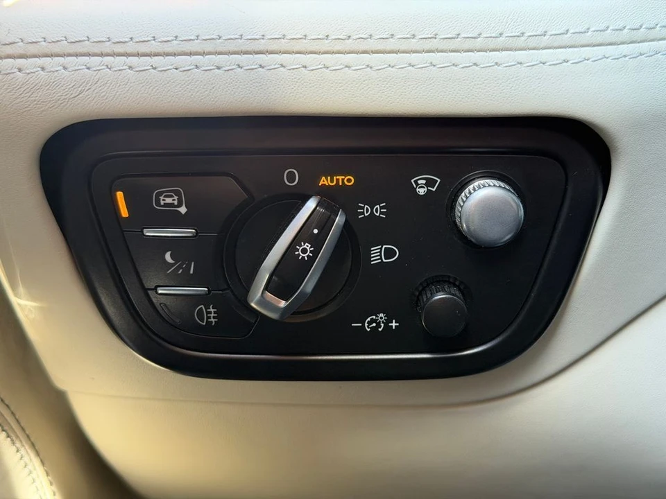 2021 Bentley Bentayga - Image 21 of 31