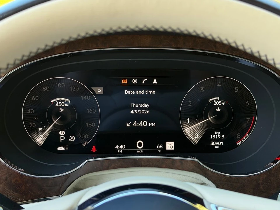2021 Bentley Bentayga - Image 22 of 31