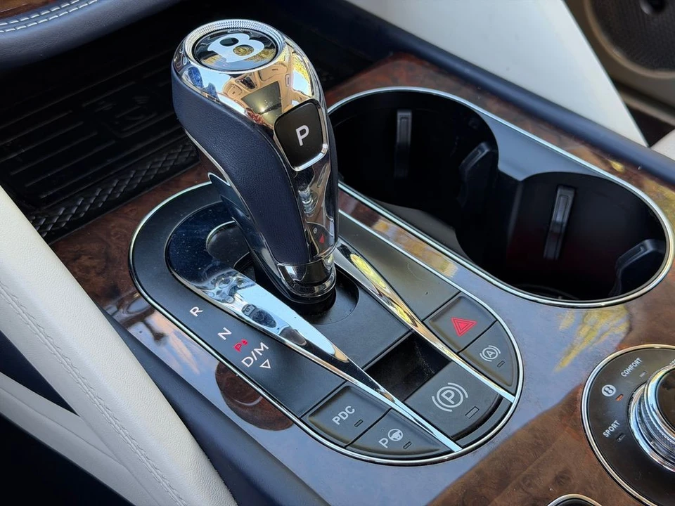 2021 Bentley Bentayga - Image 30 of 31