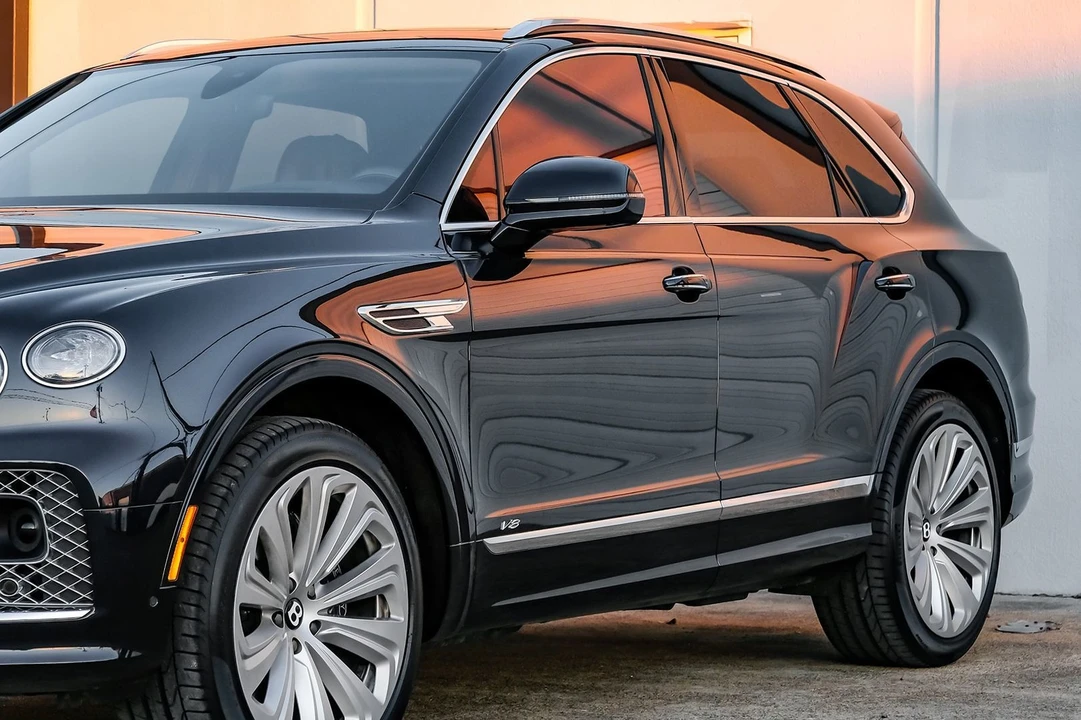 2021 Bentley Bentayga - Image 6 of 21