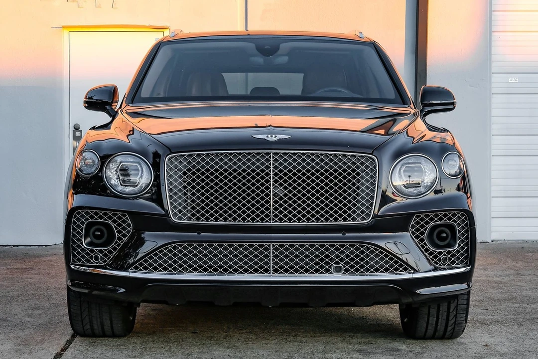 2021 Bentley Bentayga - Image 7 of 21