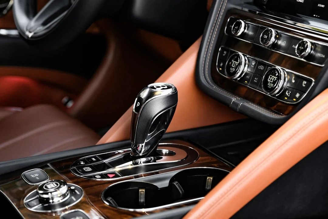 2021 Bentley Bentayga - Image 21 of 21