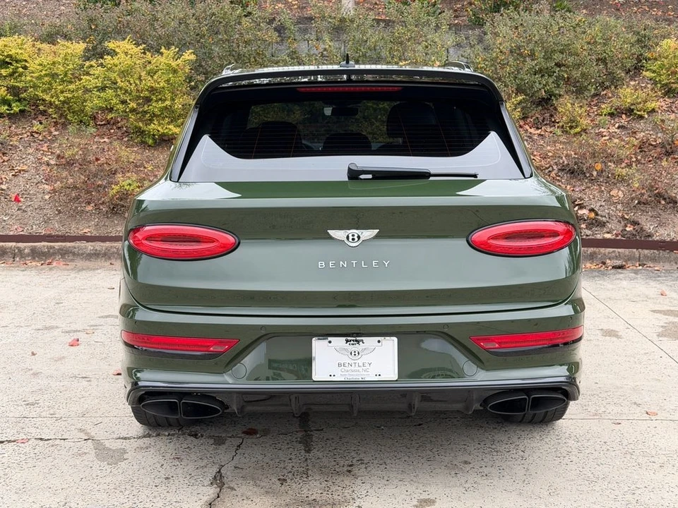 2021 Bentley Bentayga - Image 10 of 21
