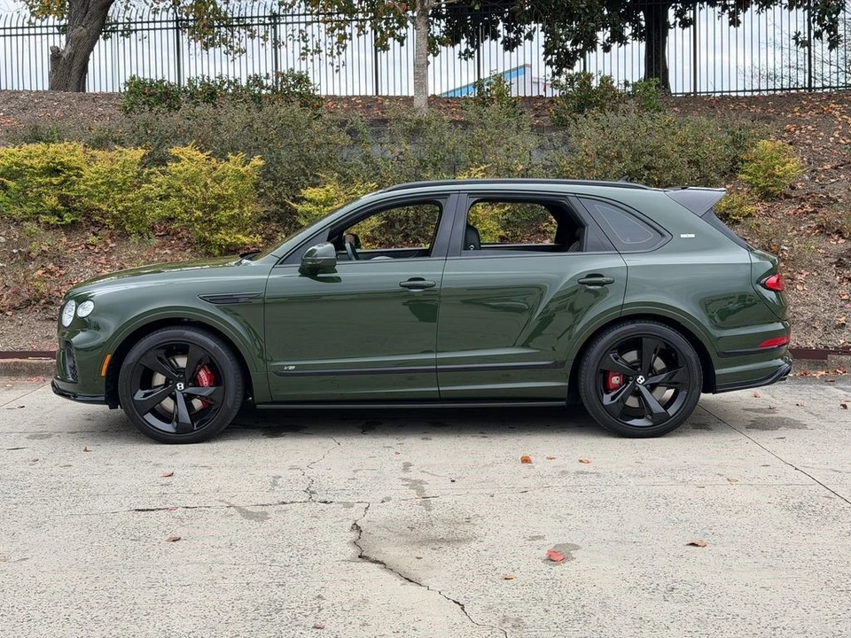 2021 Bentley Bentayga - Image 12 of 21