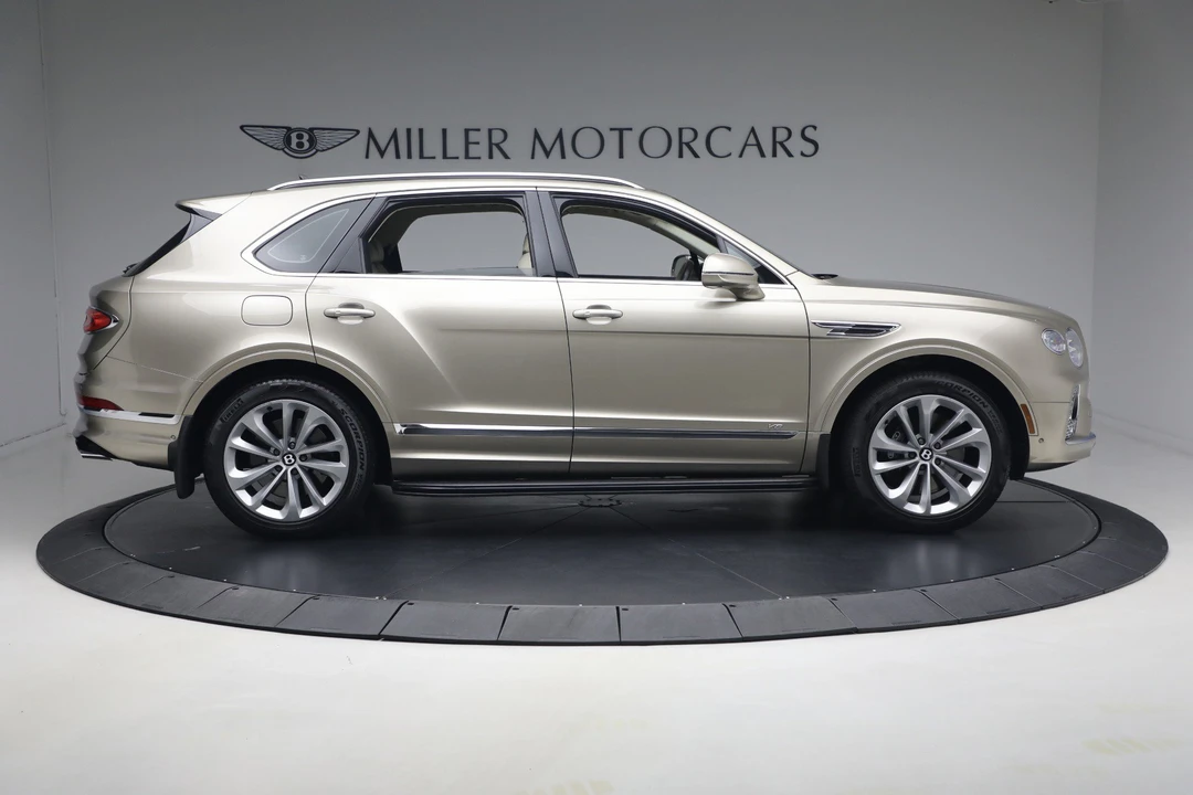 2021 Bentley Bentayga - Image 9 of 31