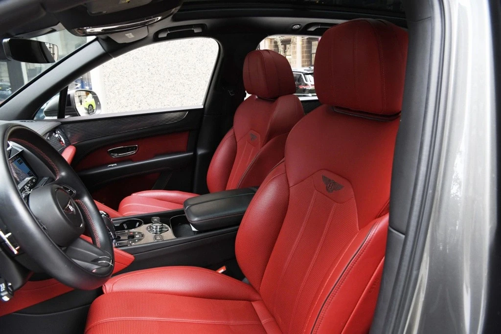 2021 Bentley Bentayga - Image 9 of 12