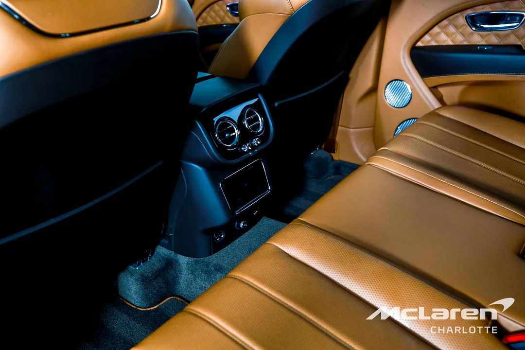 2021 Bentley Bentayga - Image 19 of 31