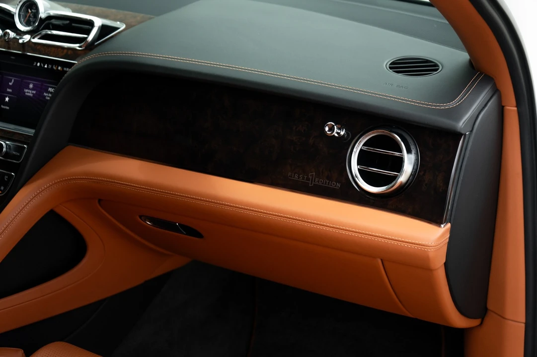 2021 Bentley Bentayga - Image 21 of 31