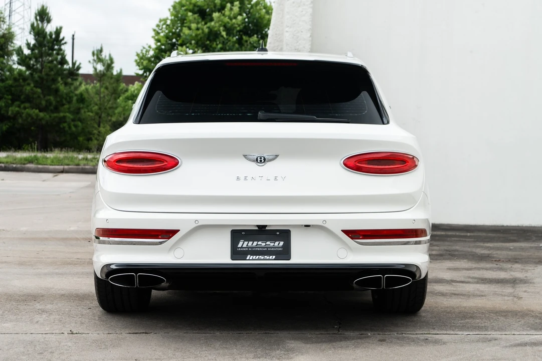 2021 Bentley Bentayga - Image 14 of 31