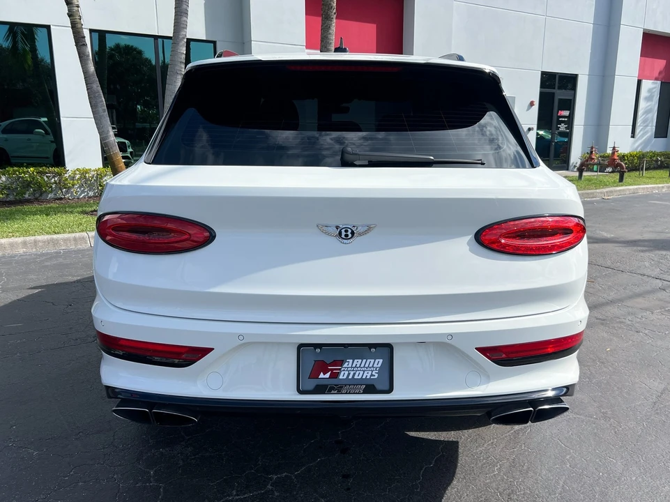 2021 Bentley Bentayga - Image 11 of 21