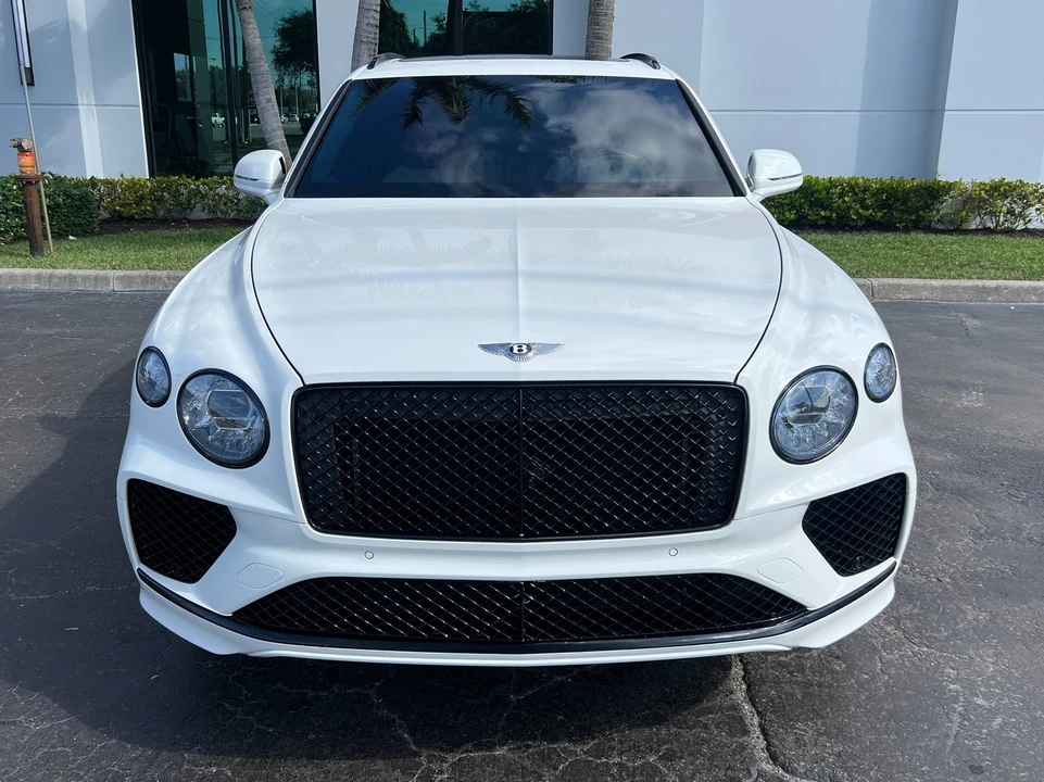 2021 Bentley Bentayga - Image 14 of 21