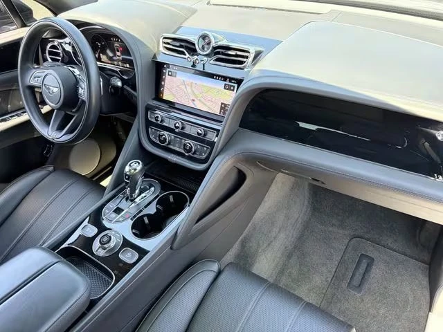 2021 Bentley Bentayga - Image 5 of 9