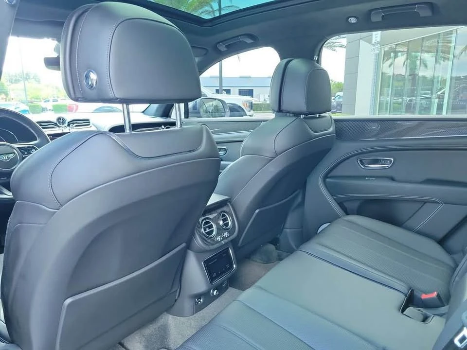 2021 Bentley Bentayga - Image 7 of 14