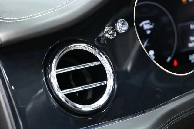 2021 Bentley Bentayga - Image 27 of 31