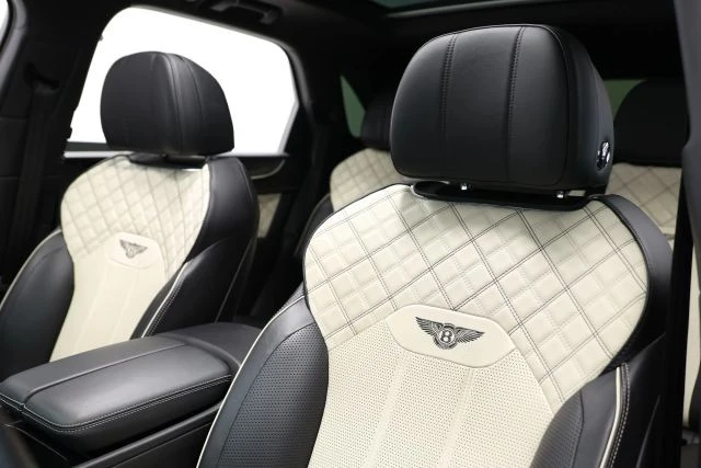 2021 Bentley Bentayga - Image 19 of 31