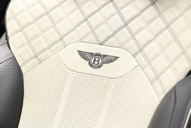 2021 Bentley Bentayga - Image 20 of 31